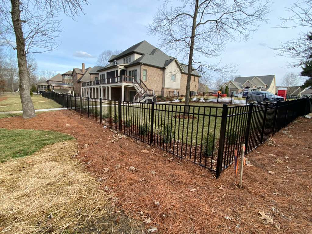 Chain link property boundary fence Chattanooga TN